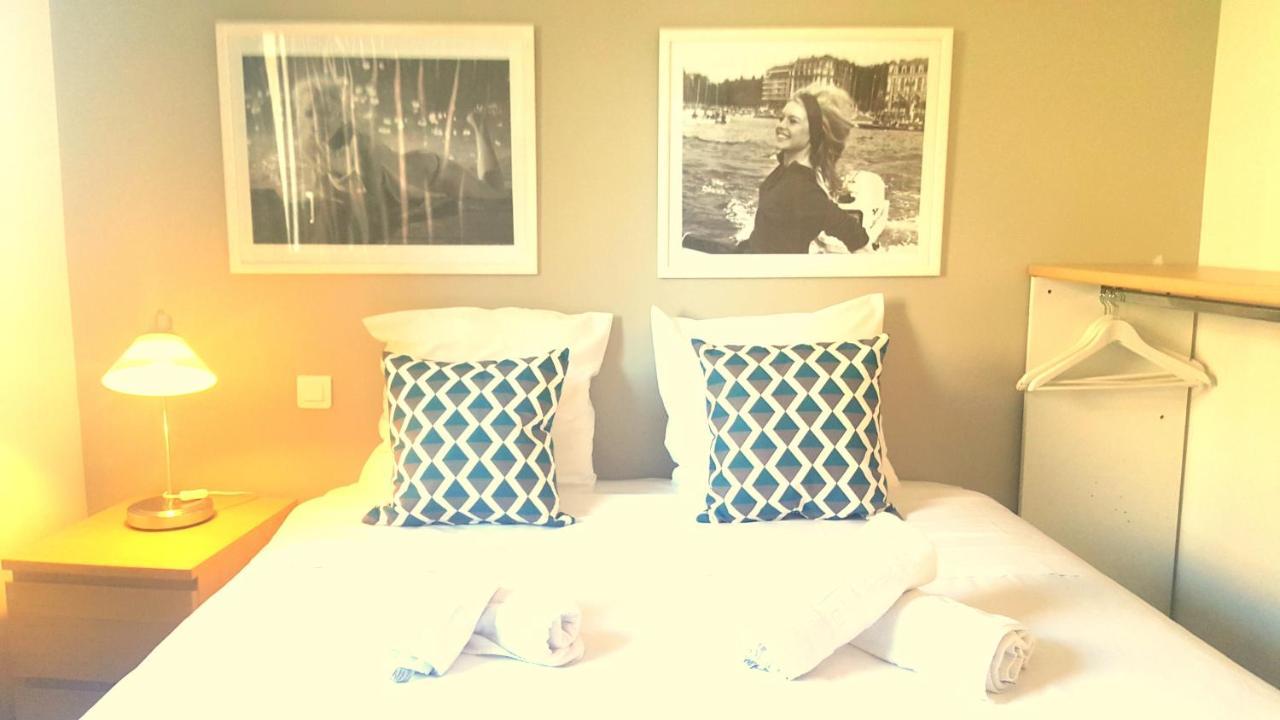 Hotel Sable Et Soleil - Port, Plage Et Jacuzzi Prive Fréjus Zimmer foto
